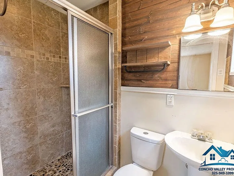 30 Clare Dr — Photo 12