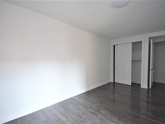 3rd image of 2713 Morris Ave #4J