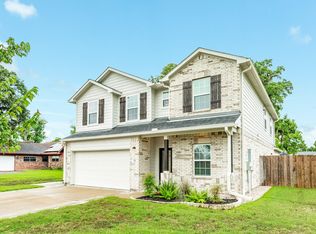 322 Freeman Blvd, West Columbia, TX 77486