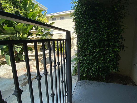 3rd image of 1728 Montana Ave #17