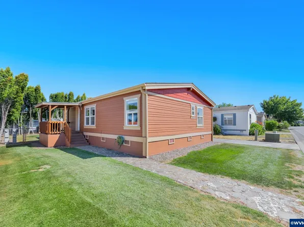 124 Carmel Dr, Aumsville, OR 97325