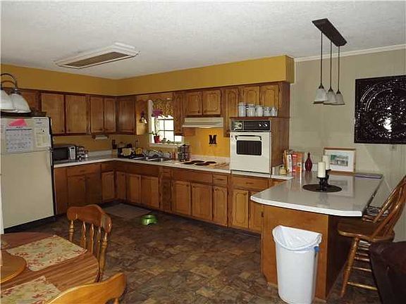 5th image of 4921 Hallbrook Dr