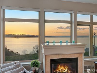 31 Pine Street #206, Edmonds, WA, 98020