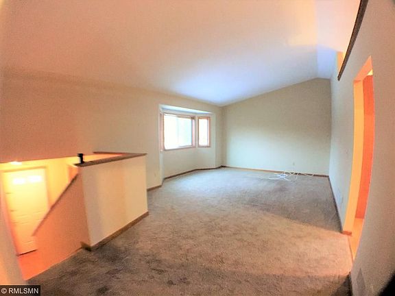3rd image of 10423 Eagle St NW