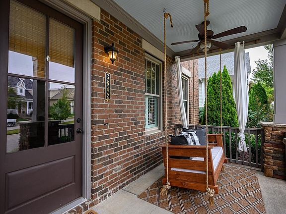 2nd image of 3842 Somers Ln