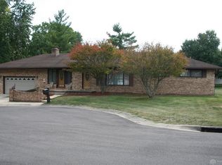 129 E Harrison St, Lewisburg, OH 45338
