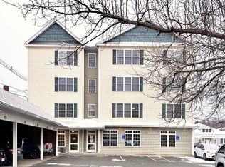 428 Lafayette Rd APT 403, Hampton, NH 03842
