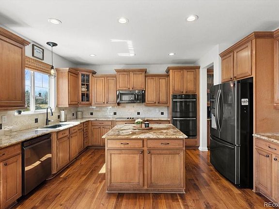 5th image of 10300 Greenfield Circle