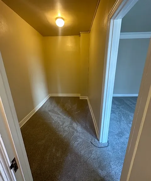 Jr. 1-bedroom Den