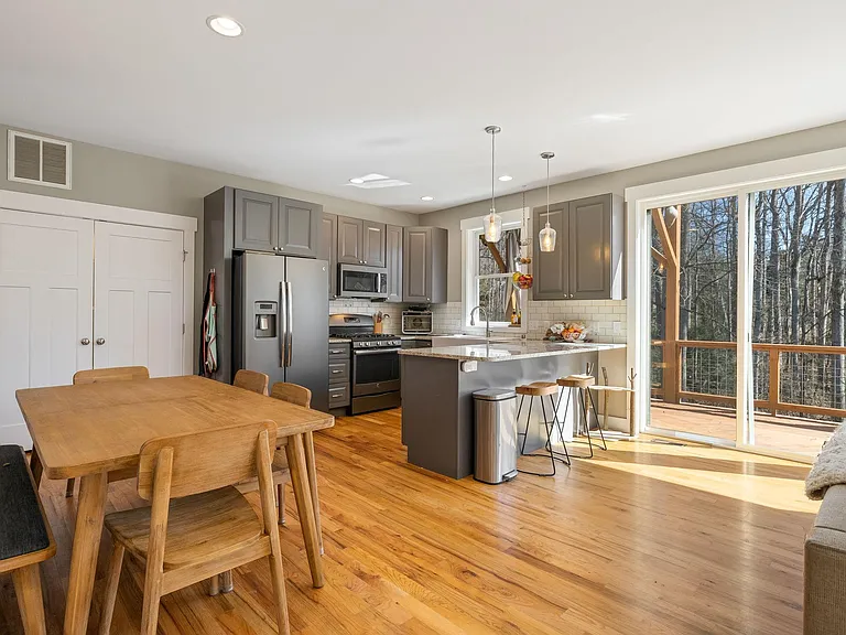 Open floor plan main floor (kitchen)