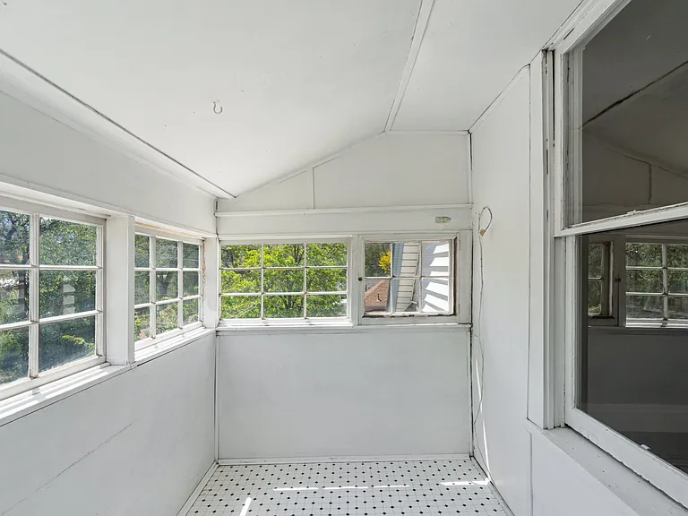 1230 Glen Ave — Photo 34