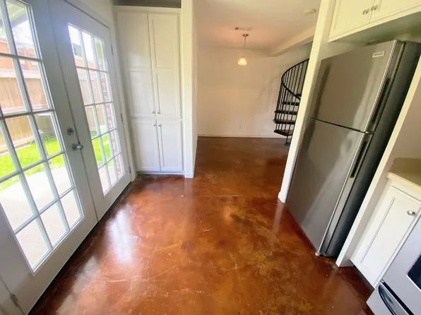 2-Bed, 2.5-Bath Townhouse Near McNeese State University, 357 E Sale Rd, Lake Charles, LA 70605