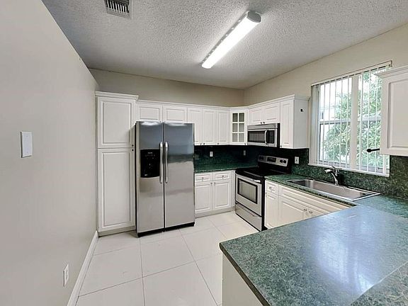 3rd image of 538 NW 157th Ln #0