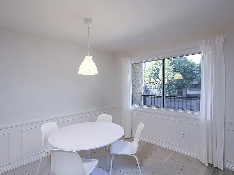 382 E California Blvd #101 — Photo 17