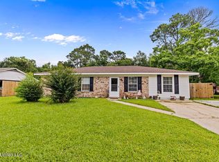 2507 Tracy St, Gulfport, MS 39503