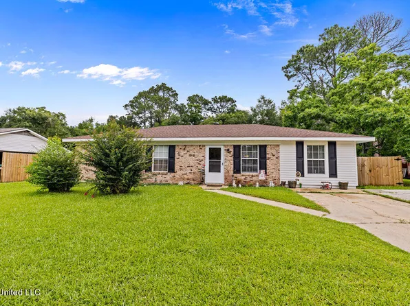 2507 Tracy St, Gulfport, MS 39503
