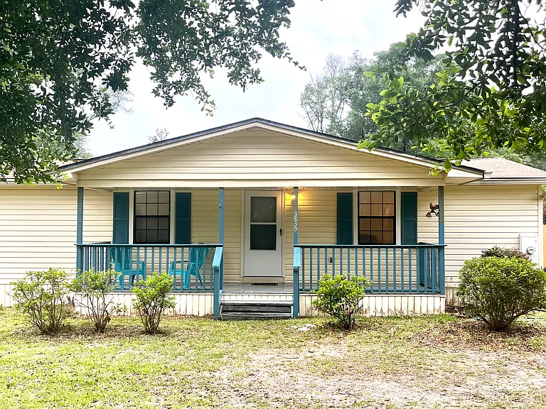 3839 State Highway 83 — Photo 17