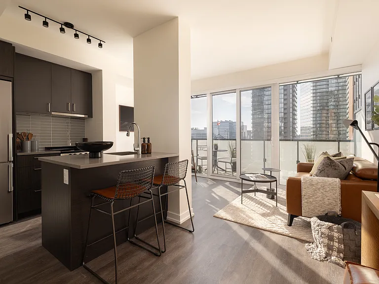 7 Grosvenor St — Photo 1