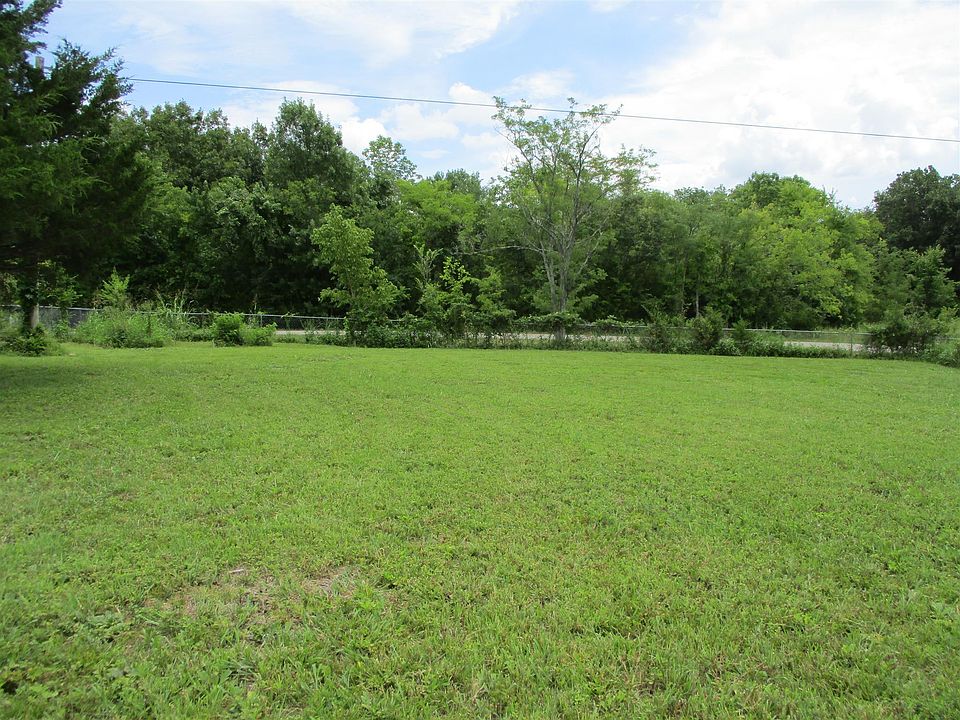2nd image of 6710 SE Tater Peeler Rd Lot 2