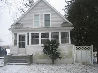 405 W Main St, North Adams, MI 49262