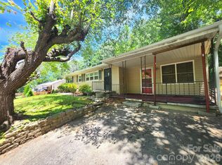 208 London Rd, Asheville, NC 28803