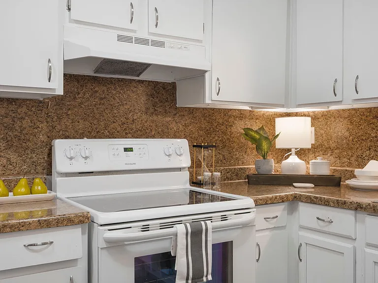 The Park @12Twenty - Save $200 OFF Move-In Costs! Apply Today! — Photo 66