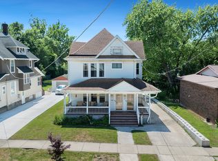 611 S Hennepin Ave, Dixon, IL