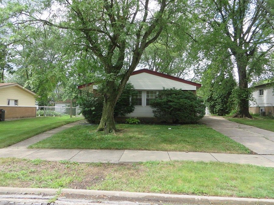 1st image of 330 Herndon St