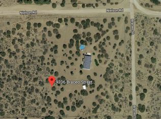 9236 Braceo St, Oak Hills, CA 92344