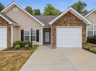 1689 Grand Springs Dr, Winston Salem, NC 27127