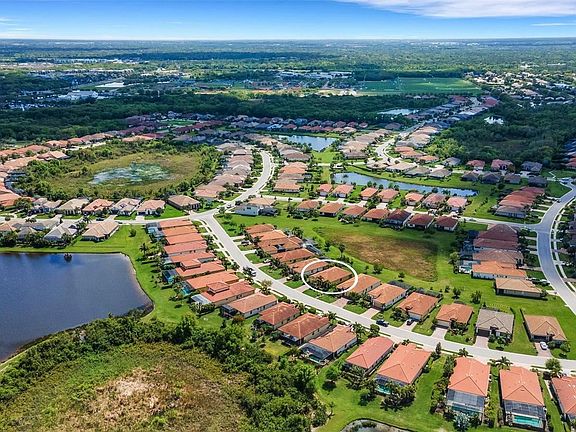 3rd image of 10206 Marbella Dr