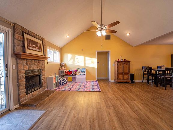 5th image of 3977 W Beechwood Street