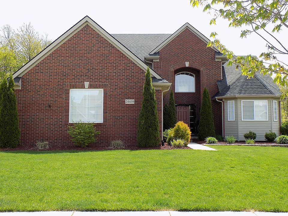 1st image of 24459 Parklane Dr