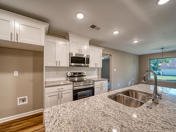 14th image of this home