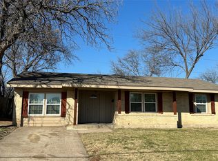 451 Bluewood Dr, Dallas, TX 75232