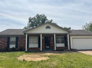 3989 Battlefield Dr, Memphis, TN 38128