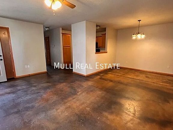 5th image of 2828 SE 89th Ter