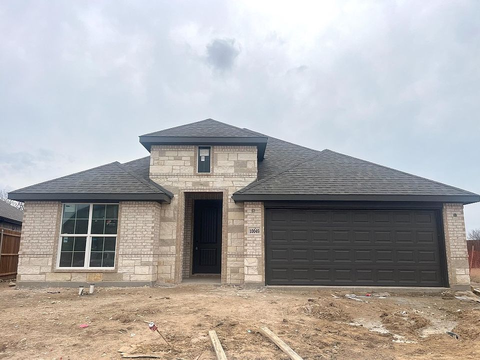 1st image of 10049 Ginkgo Ln