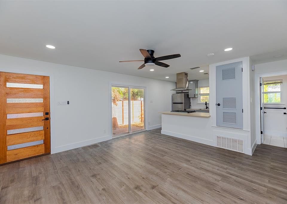 1st image of 8405 Georgian Dr