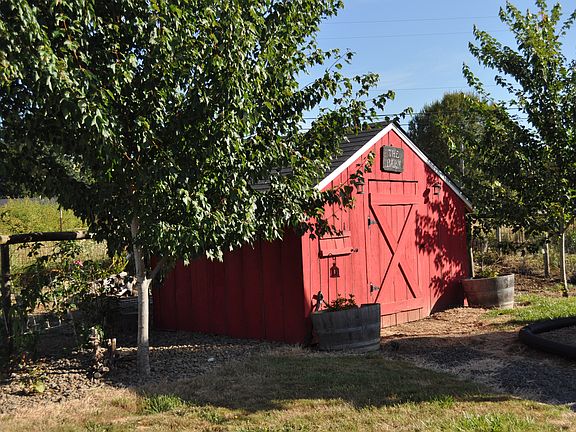 barn or chicken house