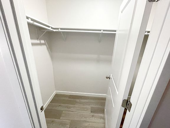5th image of 2321-2327 Prospect St #2321-2