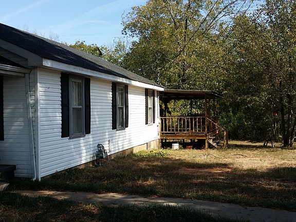 2nd image of 3042 County Road 70