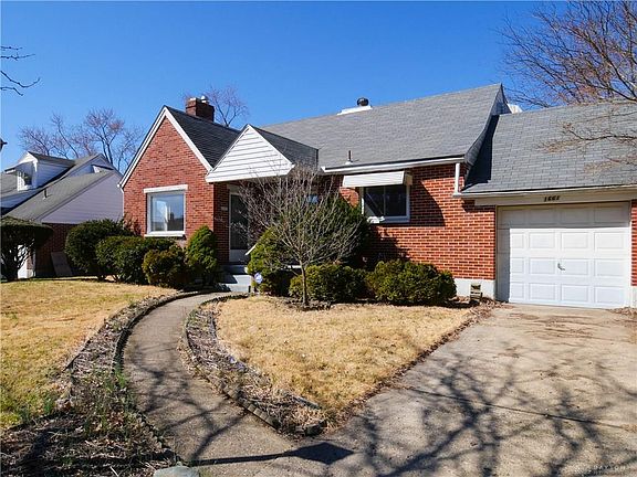 2nd image of 1661 Newton Ave