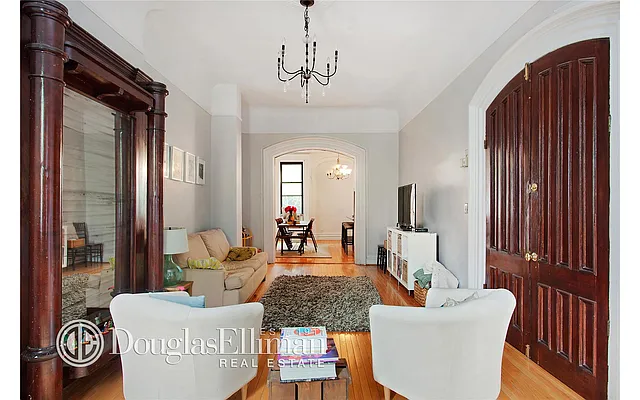 Rented by Douglas Elliman | media 62