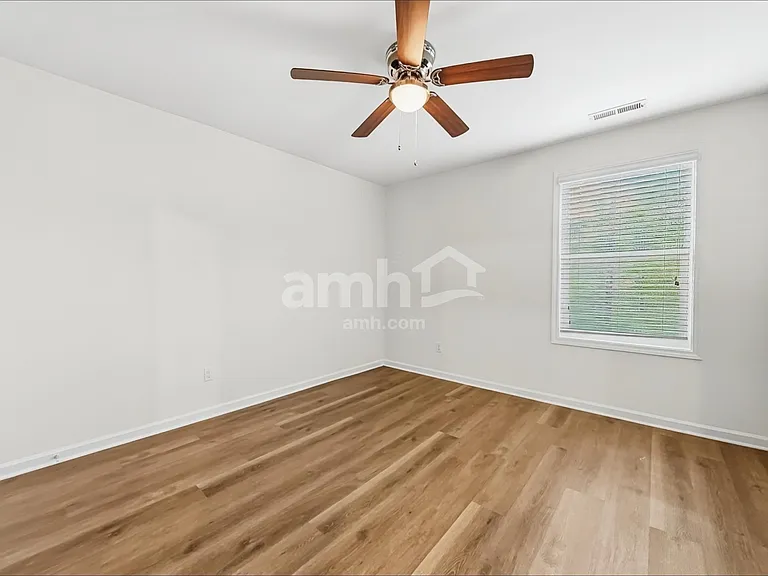 305 Switchback St — Photo 19