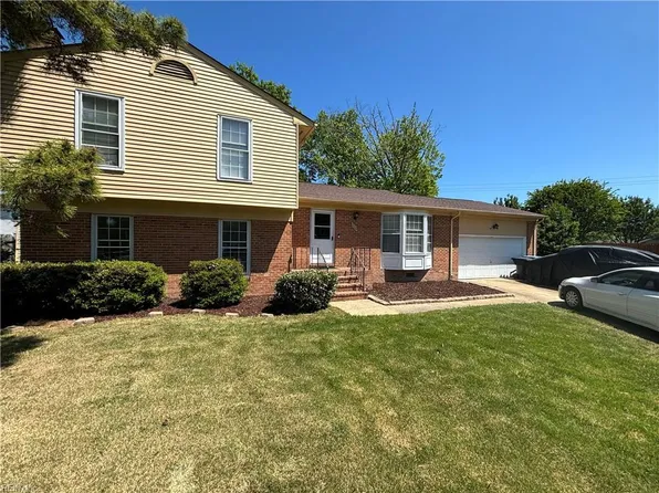 2200 Covered Bridge Way, Virginia Beach, VA 23454