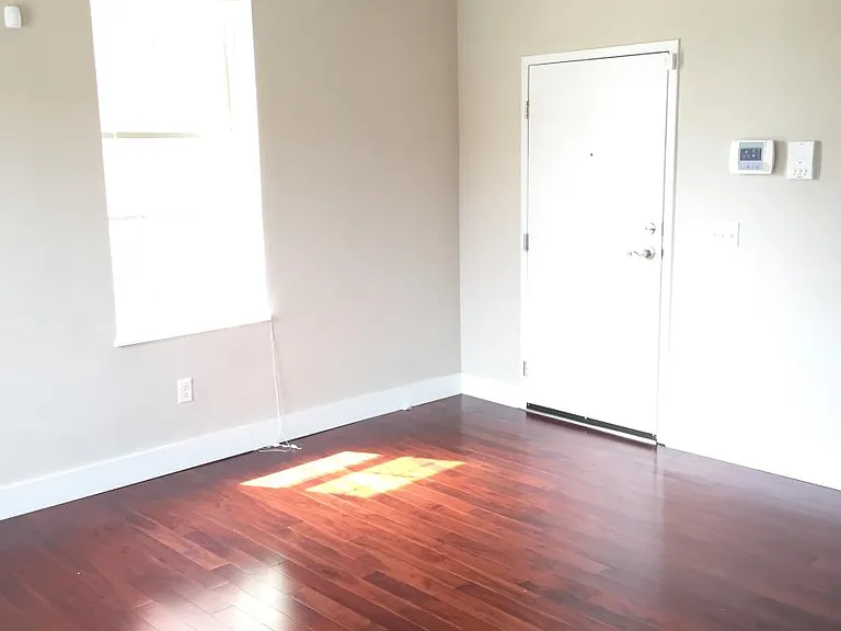 226 E Rochelle St #1 — Photo 6