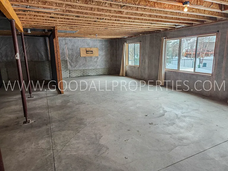 1106 NW Rockcrest Rd — Photo 13