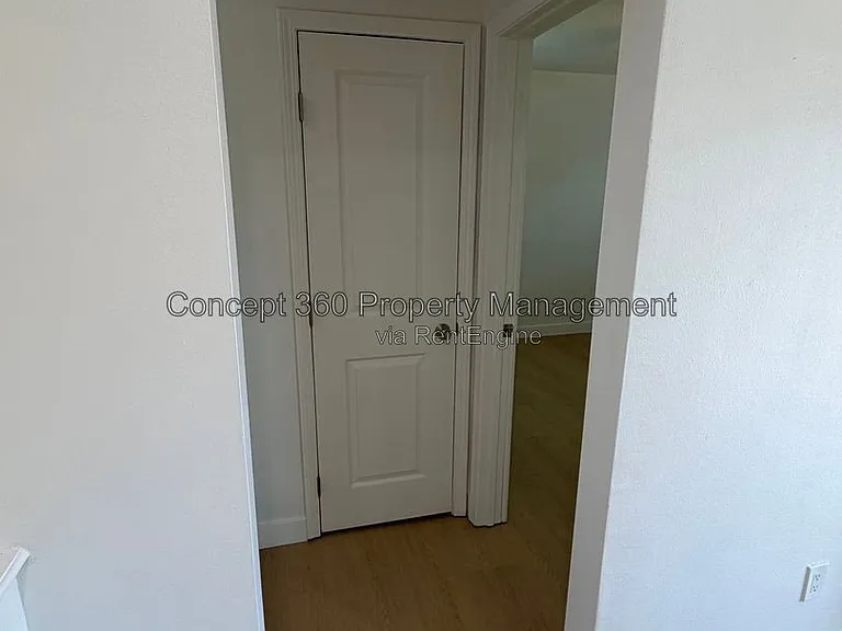 1214 E Cartagena St — Photo 18