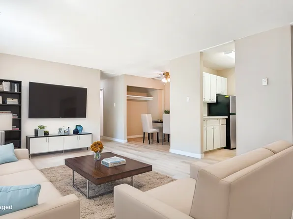 Forestview Heights Apartments, 3820 15th Ave, Prince George, BC V2M 1V5